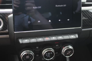 Renault Arkana Renault Arkana 1.6 E-Tech Hybrid 145 R.S. Line / Trekhaak / Panoramadak / Camera / Leder / 18'' / Bose / Keyless / Sfeerverlichting / Navigatie / Dodehoek / DAB / ACC / Stoelverwarming - afbeelding nr 26