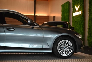 BMW 3 Serie BMW 3-serie Touring 320i High Executive Edition - Adaptive Cruise Control - Memory - Panoramadak - El. Trekhaak - Dashboard Leder - afbeelding nr 29