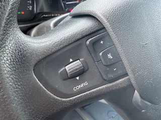 Opel Vivaro Opel Vivaro 2.0 CDTI 145pk L2 H1 Edition 3Persoons Airco,Cruisecontrol,Navigatie Nette Auto - afbeelding nr 9