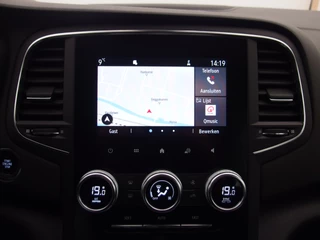 Renault Mégane Estate CAMERA / KEYLESS / FULL LED / CARPLAY / DAB+ / NAVI / CLIMA / PDC / NL-AUTO - afbeelding nr 8