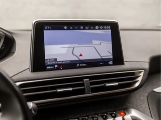 Peugeot 3008 (APPLE CARPLAY, GROOT NAVI, MEMORY SEATS, STOELVERWARMING, LEDEREN SPORTSTOELEN, KEYLESS, 360 CAMERA, LANE ASSIST, GETINT GLAS, NIEUWSTAAT) - afbeelding nr 23