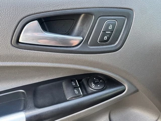 Ford Transit Connect Ford Transit Connect 1.5 EcoBlue 120PK Automaat L2 Limited Lang / Navi / Cruise / Trekhaak/ Camera - afbeelding nr 16