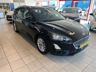 Ford Focus Ford Focus 1.0 ECOB. TIT. BNS - afbeelding nr 2
