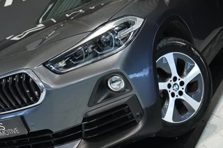 BMW X2 BMW X2 SDrive18i / LED / CRUISE / LEDER / PDC V+A / NAVI - afbeelding nr 2