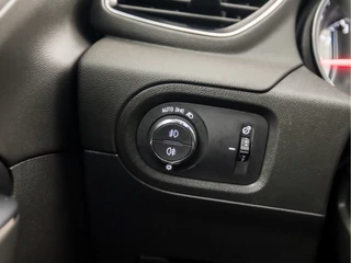 Opel Grandland X Opel Grandland X 1.2 Turbo Business Executive Automaat (APPLE CARPLAY, GROOT NAVI, ADAPTIVE CRUISE, DENON AUDIO, CAMERA, LEDER, SPORTSTOELEN, CLIMATE, LED KOPLAMPEN, TREKHAAK, NIEUWE APK, NIEUWSTAAT) - afbeelding nr 26