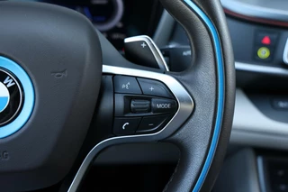 BMW i8 BMW i8 1.5 Hybrid 362PK|NL-auto|Head-up|Harman Kardon|Leder - afbeelding nr 40
