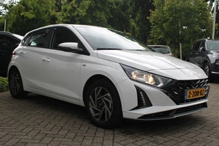 Hyundai i20 Hyundai i20 1.0 T-GDI Comfort Smart Navi/Led/Pdc/Cam/16
