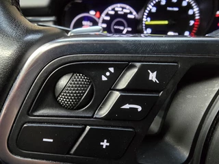 Porsche Panamera Porsche Panamera Sport Turismo 2.9 4 E-Hybrid Pano Sport Chrono 360 softclose Navi Led 21