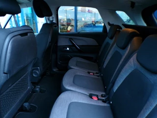 Citroën C4 Picasso Citroën C4 Picasso 1.2 PureTech Feel, Trekhaak / Carplay + Android Auto / Navigatie / Climate Control / 17' LMV - afbeelding nr 6