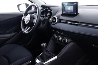 Mazda 2 Mazda 2 1.5 Skyactiv-G Luxury | NAVI | CARPLAY | ECC | CAMERA | VELGEN - afbeelding nr 3