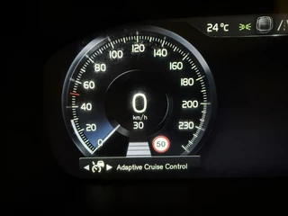 Volvo XC90 Volvo XC90 T8 Recharge AWD Plus Bright LONG RANGE PANO/LUCHTVERING/TREKHAAK/HEAD-UP/VENTILATIE+MEMORY/H&K/PILOT-ASSIST/ACC/20