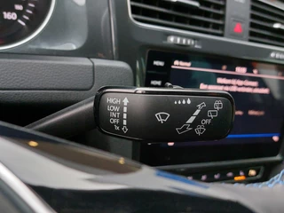 Volkswagen e-Golf e-Golf 136pk Automaat 5-Deurs | Warmtepomp | Navi | Apple Carplay+Android Auto | Clima | Adap. Cruise | Led Koplampen | Pdc V+A | Stoelverwarming | Privacy Glass | 17''lm | Trekhaak - afbeelding nr 18