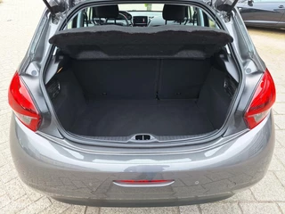 Peugeot 208 PEUGEOT 208 1.2 PURETECH SIGNATURE / Carplay / Cruise Control / - afbeelding nr 10