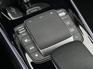 Mercedes-Benz B-Klasse Mercedes-Benz B-Klasse 250 e AMG Line | Camera | MBUX | Ambient Light | DAB+ | LED | CarPlay - afbeelding nr 25