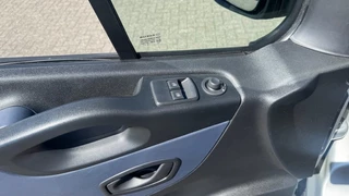 Opel Vivaro - afbeelding nr 16