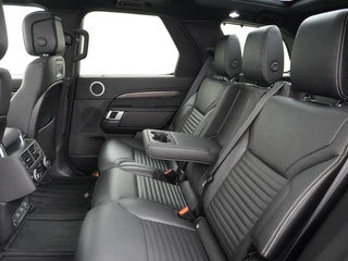 Land Rover Discovery Land Rover Discovery 3.0 D300 R-Dynamic SE 7p. NIEUW MODEL | PANO | 360 CAMERA | 7 PERSOONS - afbeelding nr 28