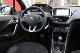 Peugeot 2008 Peugeot 2008 1.2 110PK AUTOMAAT BLUE LION | PANORAMA DAK | APPLE CARPLAY/ANDROID AUTO | NAVIGATIE | PARKEER SENSOREN | AIRCO | CRUISE CONTROL | LICHTMETALEN VELGEN | DAB+ RADIO | - afbeelding nr 27