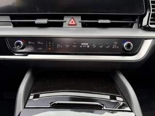 Kia Sportage Kia Sportage 1.6 T-GDi PHEV 265PK DynamicPlusLine | Navi | Pano | ACC | Matri - afbeelding nr 35