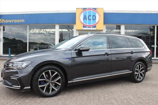 Volkswagen Passat Volkswagen Passat Variant 1.4 TSI PHEV 218pk 6-DSG GTE Business Highline | PanoramaDak | Zomer- en winterset | Carplay | - afbeelding nr 27