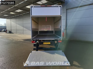 Volkswagen Crafter Volkswagen Crafter 177pk Automaat Laadklep Bakwagen Airco Camera Meubelbak Koffer 19m3 Airco - afbeelding nr 3