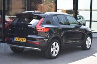 Volvo XC40 Volvo XC40 T2 129pk Aut. Business Pro | Climate | Driver Assist | Park Assi - afbeelding nr 2