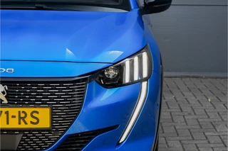 Peugeot 208 Peugeot 208 1.2 PureTech GT-Line 130PK Automaat CarPlay Camera 17
