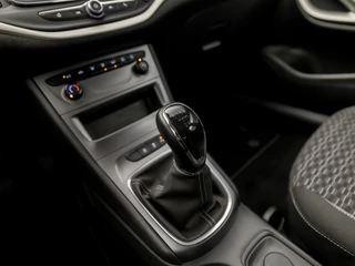 Opel Astra Opel Astra 1.2 Edition (APPLE CARPLAY, CAMERA, CRUISE, SPORTSTOELEN, LED KOPLAMPEN, PARKEERSENSOREN, LM VELGEN, NIEUWSTAAT) - afbeelding nr 10