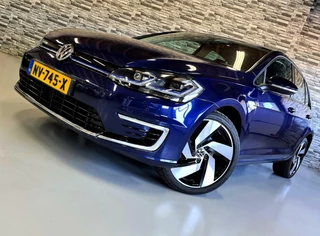 Volkswagen e-Golf Volkswagen e-Golf 100kW 136PK *Leder*Virtual Cockpit*NAP! - afbeelding nr 1