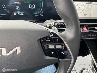 Kia Niro Kia Niro 1.6 GDi PHEV DynamicLine Edition / Plug-inn Hybride / volledig elektrisch rijden 65 km hierna Hybride aandrijving , Navi / Camera achter / Parkeerhulp rondom / Stoel & stuur verwarming / Keyless , fab garantie 7 jaar / 150.000km - afbeelding nr 25
