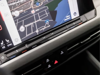Volkswagen Golf Automaat (APPLE CARPLAY, GROOT NAVI, STUUR/STOELVERWARMING, GETINT GLAS, SPORTSTOELEN, PARKEERSENSOREN, ADAPTIVE CRUISE, DAB+, NIEUWE APK, NIEUWSTAAT) - afbeelding nr 30