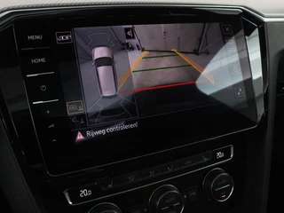 Volkswagen Passat Volkswagen Passat Variant 1.5 TSI HL Bns R | Panoramadak | Leder | Keyless |  Stoelverwarming | Carplay | Adaptive Cruise | Elektrische achterklep - afbeelding nr 15