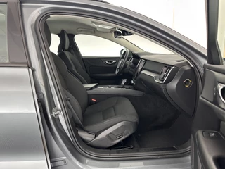 Volvo V60 Volvo V60 2.0 T4 Aut. *FULL-LED | DIGI-COCKPIT | NAVI-FULLMAP | ECC | CRUISE | COMFORT-SEATS | LANE-ASSIST | CARPLAY | 18