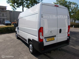 Peugeot Boxer Peugeot Boxer Bestel 330 2.2 BlueHDi 120 L2H2 Premium Navi - afbeelding nr 3