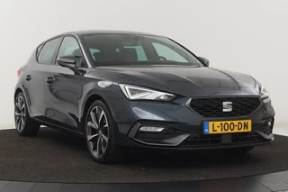 SEAT Leon SEAT Leon 1.5 eTSI FR Intense | Adaptive cruise | Carplay |  Sportstoelen | Full LED | Navigatie | Climate control | Parkeerhulp | Dodehoek detectie - afbeelding nr 26