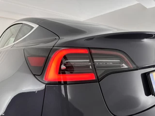Tesla Model 3 (INCL.BTW) Aut. *PANO | AUTO-PILOT | NAPPA-LEATHER | KEYLESS | FULL-LED | MEMORY-PACK | SURROUND-VIEW | DAB | CARPLAY | DIGI-COCKPIT | LANE-ASSIST | COMFORT-SEATS | 18