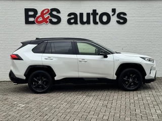 Toyota RAV4 Toyota RAV4 2.5 Hybrid AWD Dynamic Adaptieve cruise control Climate control Stoelverwarming Dodehoekdetectie Keyless Full LED - afbeelding nr 13