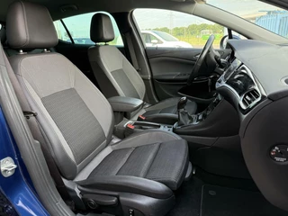 Opel Astra Opel Astra 1.2 Elegance CarPlay Navi Cruise Climate LED - afbeelding nr 17