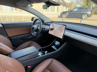 Tesla Model 3 Tesla Model 3 Long Range AWD Dual | Autopilot | Panorama | Bruin Leer | - afbeelding nr 14