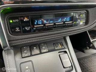 Toyota Auris Toyota Auris 1.8 Hybrid Comfort/Led/Navi/Bt/Parkass./Pano/ - afbeelding nr 27