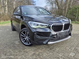 BMW X1 BMW X1 xDrive25e High Executive|Pano|Leder - afbeelding nr 2