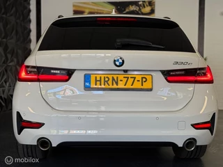 BMW 3 Serie BMW 3-serie Touring 330e High Executive|Pano|Laser|HUD - afbeelding nr 12