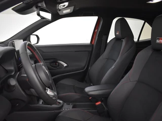 Toyota Yaris Cross Toyota Yaris Cross 1.5 Hybrid 130PK GR Sport | Stuur en Stoelverwarming | PDC V+A+ - afbeelding nr 10
