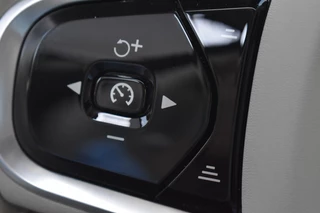 Volvo XC60 Volvo XC60 T5 250pk AWD Inscription | Schuifdak | Bowers&Wilkins - afbeelding nr 29