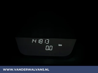 Renault Trafic Renault Trafic 1.6 dCi L1H1 Euro6 Airco | Navigatie | Cruisecontrol | Trekhaak | Parkeersensoren Bijrijdersbank - afbeelding nr 19
