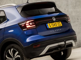 Volkswagen T-Cross (VIRTUAL COCKPIT, APPLE CARPLAY, GROOT NAVI, STOELVERWARMING, CLIMATE, SPORTSTOELEN, GETINT GLAS, ADAPTIVE CRUISE, NIEUWSTAAT) - afbeelding nr 16