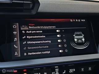 Audi A3 Audi A3 Sportback 35 TFSI S-line Panorama/RS Seats/Memory/B&O - afbeelding nr 31