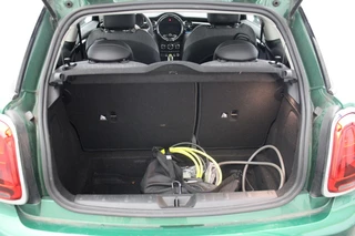 MINI Electric MINI Electric Cooper Classic 33 kWh - Carplay, Clima, Cruise, SOH 97% - afbeelding nr 8