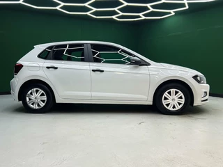 Volkswagen Polo Volkswagen Polo 1.0 Trendline Airco | Bluetooth | Dealer OH - afbeelding nr 8