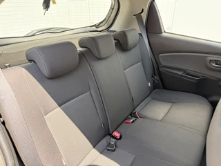 Toyota Yaris Toyota Yaris 1.5 Hybrid Lease Navi Keyless Led - afbeelding nr 27
