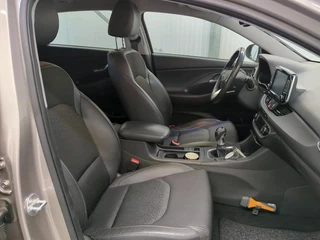 Hyundai i30 Hyundai i30 Fastback 1.0 T-GDI Premium, 1e Eig! Camera! Carplay! Zondag OPEN! - afbeelding nr 8